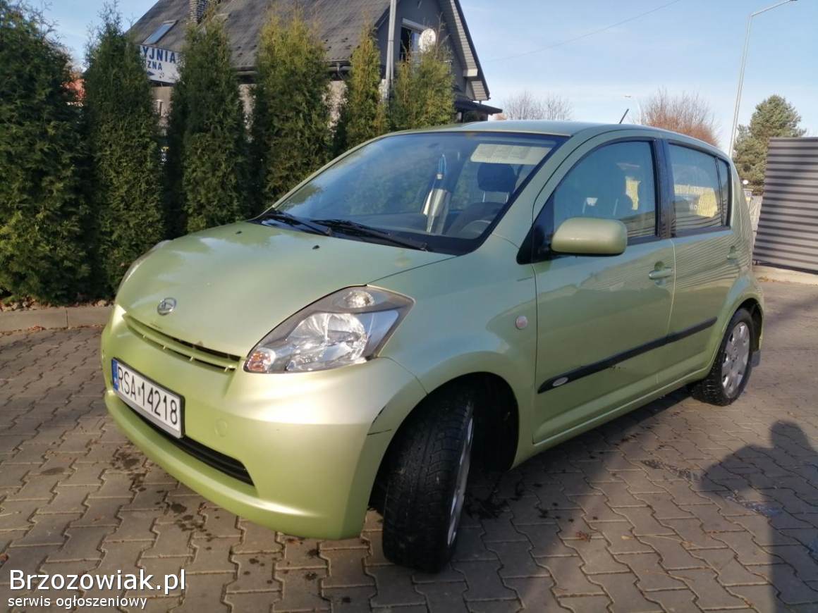 Daihatsu sirion 2005