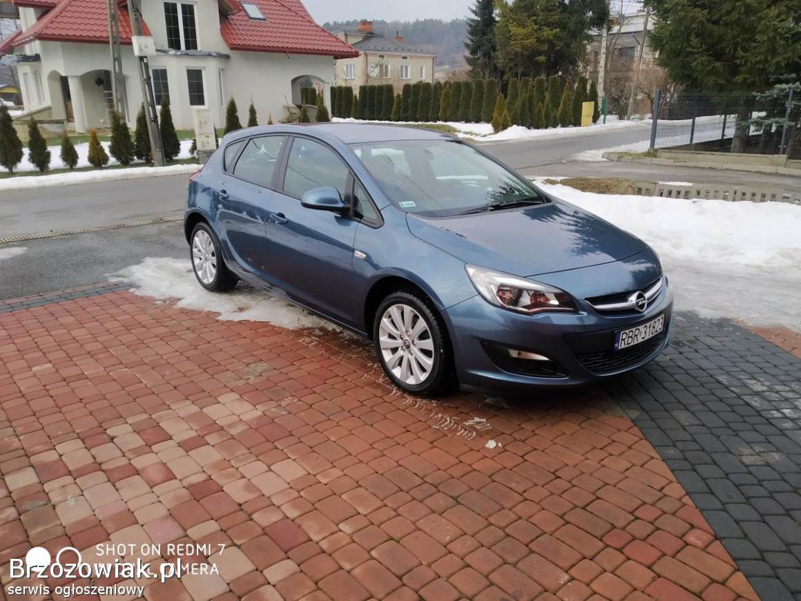 Opel astra j 2013