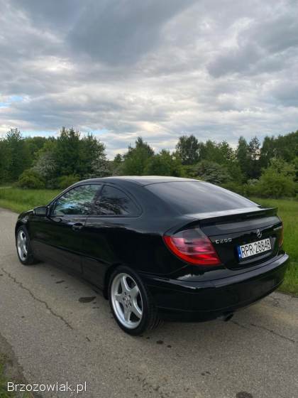 Mercedes-Benz Klasa C W203  2004