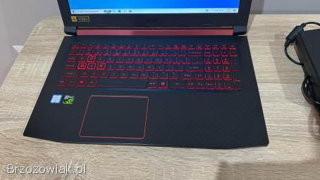 Laptop Acer Nitro 5 i5-8300H/16 GB DDR4/256GB M.  2/1TB HDD/GTX 1050 4GB