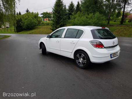 Opel Astra 1.  6 Liftmodel 2008