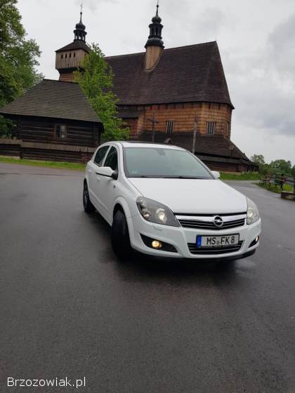 Opel Astra 1.  6 Liftmodel 2008