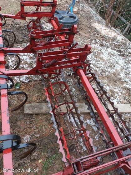Agregat uprawowy na sprężynie 2.  4 m