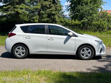 Toyota Auris Polski Salon 2014