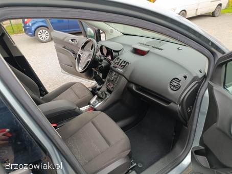 Opel Meriva 1.  4 benzyna  2011