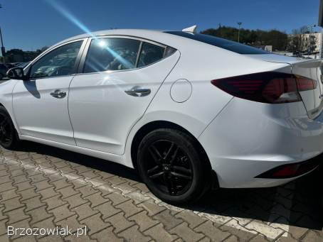 Hyundai Elantra Heckbek  2020