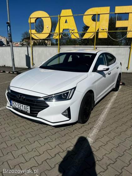 Hyundai Elantra Heckbek  2020