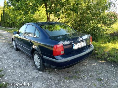 Volkswagen Passat 1.  6 b+g 97r 1997