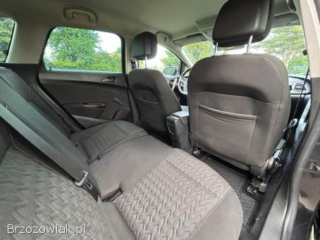 Opel Astra Automat 2012