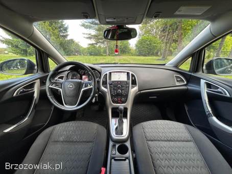 Opel Astra Automat 2012