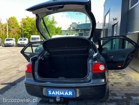 Renault Laguna 1.  9dci 110KM  2005