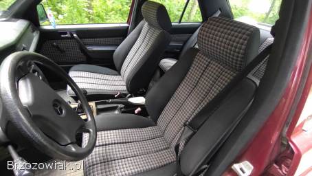 Mercedes-Benz W201 (190) 190e 1,  8 benzyna 1993