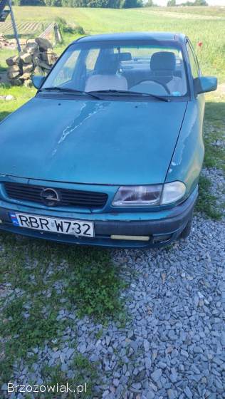 Opel Astra Sedan 1992