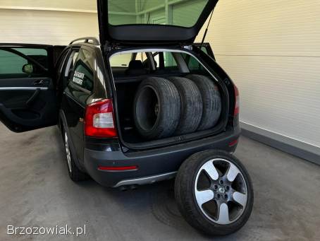 Škoda Octavia Scout 2.  0TDi 4x4 2011