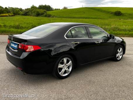 Honda Accord 2.  0i-VTEC 156KM  2014
