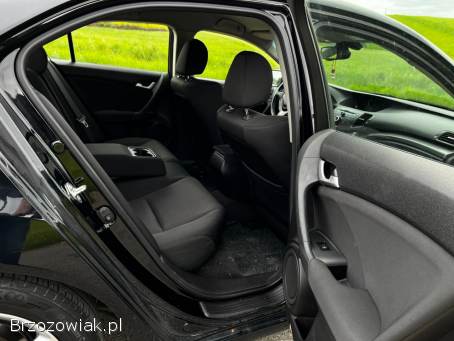 Honda Accord 2.  0i-VTEC 156KM  2014