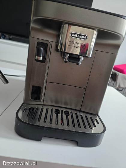 EKSPRES DO KAWY DELONGHI