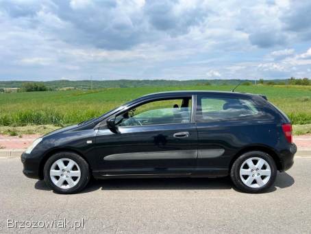 Honda Civic 1.  4B 90km  2003