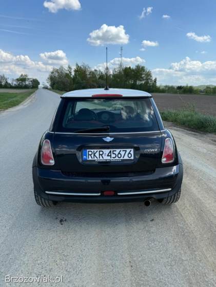 Mini Cooper R50 2005