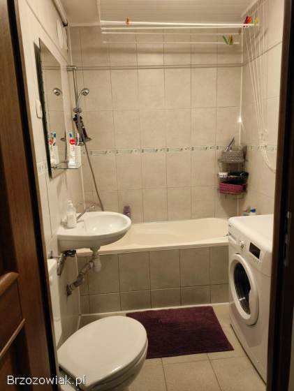 Sprzedam mieszkanie dwupokojowe o pow.  39,  9 m2 w centrum Sanoka.