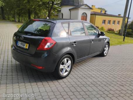 Kia Cee'd 2011