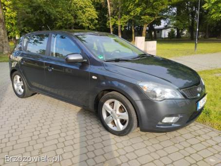 Kia Cee'd 2011