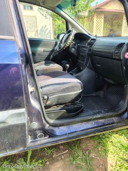Opel Zafira A 2000