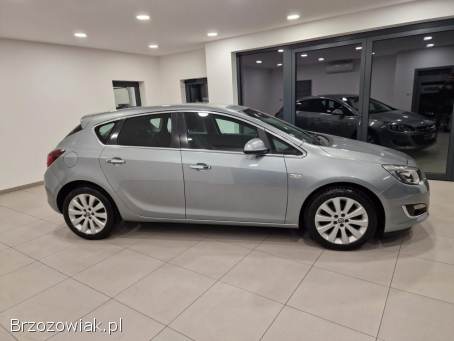 Opel Astra Bezwypadkowy!  Ig 2013
