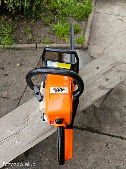 Pilarka Stihl 023 2.  7km