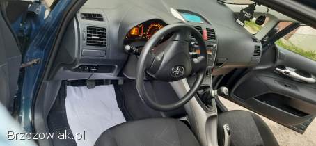 Toyota Auris Terra 2009