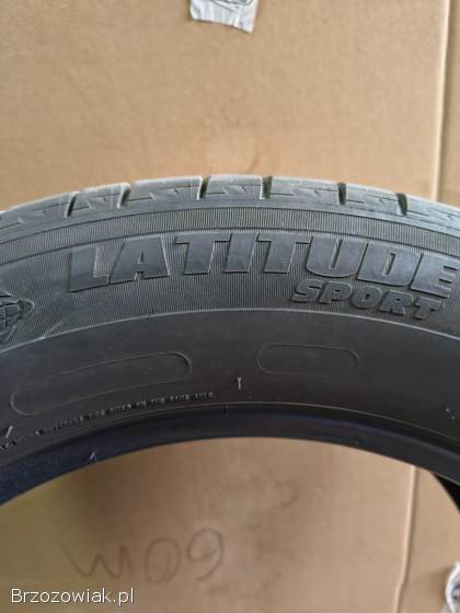 225/60R18