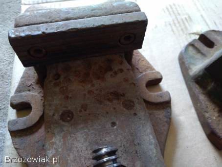 Imadło maszynowe stołowe solidne 100mm PRL