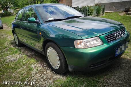Audi A3 1.  6 benzyna 1997