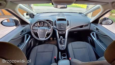 Opel Zafira Tourer 2016