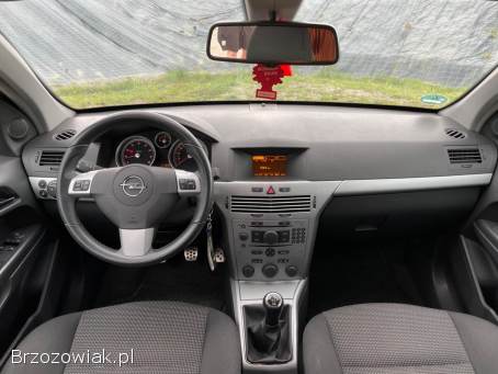 Opel Astra Astra H 2008