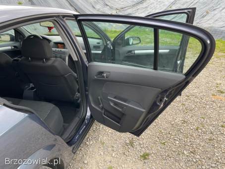 Opel Astra Astra H 2008