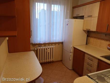 Krosno,  ul.  Mickiewicza 19/. .  3 piętro,  3 pokojowe