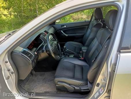 Honda Accord 2.  2 CTDI 140km  2004