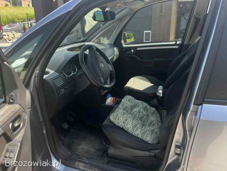 Opel Meriva 2004
