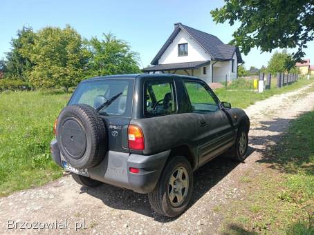 Toyota RAV4 2.  0 b+g 96r 4x4 1996