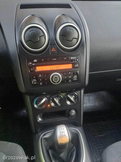 Nissan Qashqai I Crossover 1.  6 2011
