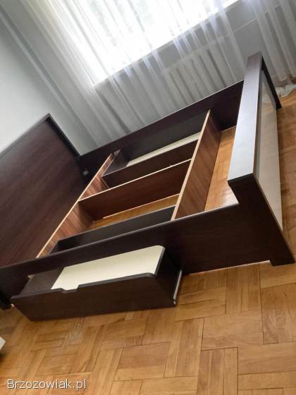 Łóżko 160x200 z materacem