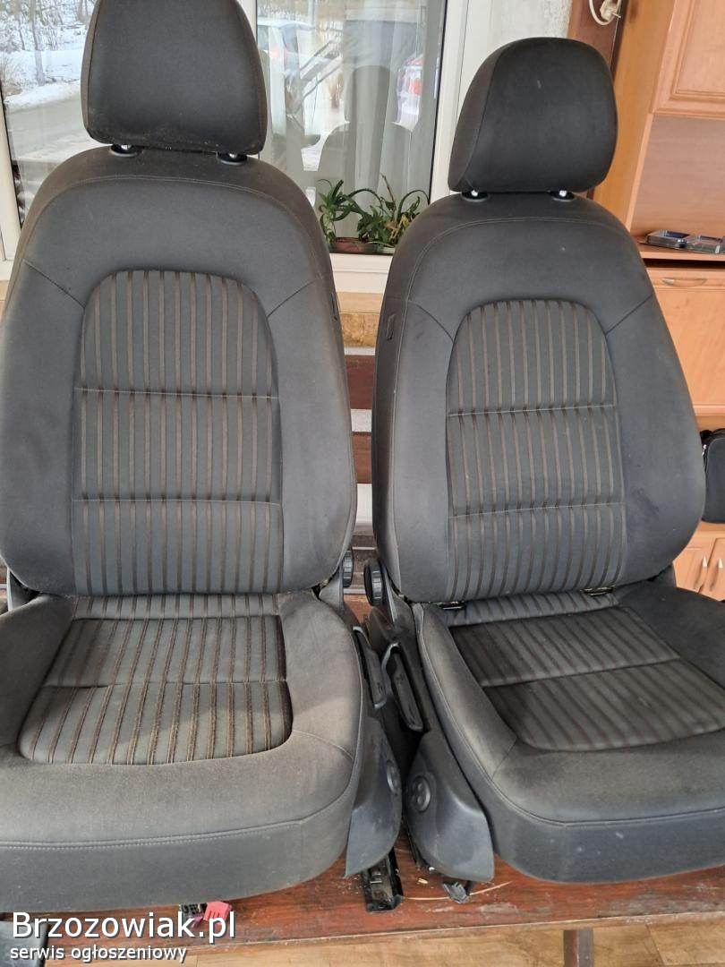 Sprzedam Komplet foteli do audi a4 B8 z poduszkami