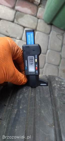 Opony letnie Dunlop 225x50 R17 4 szt.