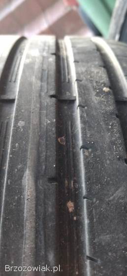 Opony letnie Dunlop 225x50 R17 4 szt.