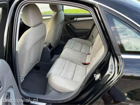 Audi A4 B8  2011
