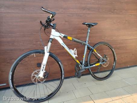 Rower Author Pegas 27,  5