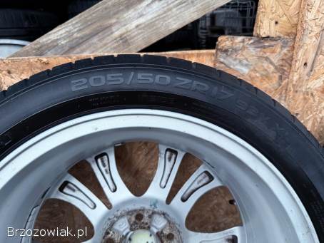 Koła letnie 5x114,  3 R17 Mazda ET46 7J + 205/50 Nokian