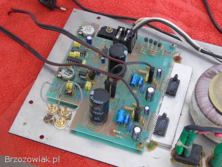 Sub aktywny Tonsil 200 A -  panel wzmacniacza sprawny.  DOSTAW