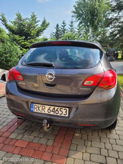 Opel Astra 2012